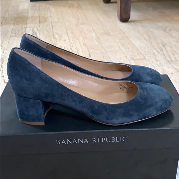 Banana Republic heels - Picture 2 of 6